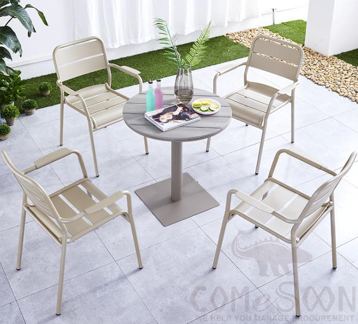Outdoor aluminum tables and chairs