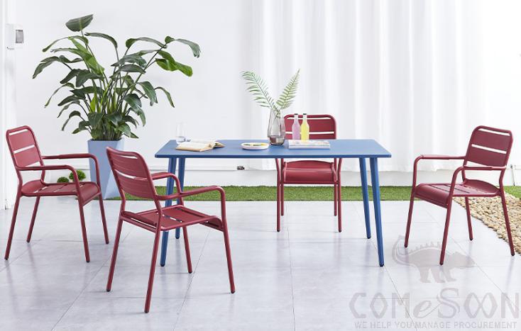 Outdoor aluminum tables and chairs