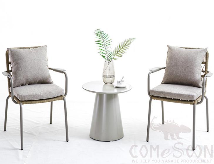 Outdoor aluminum tables and chairs