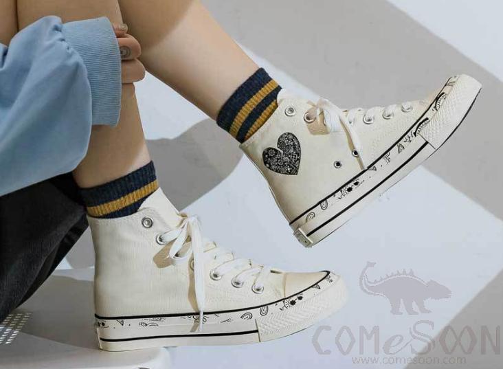Canvas shoes-35-40 size