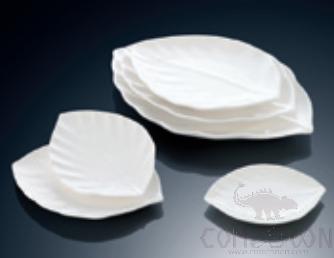 Leaf Shaped Plate 6&quot;