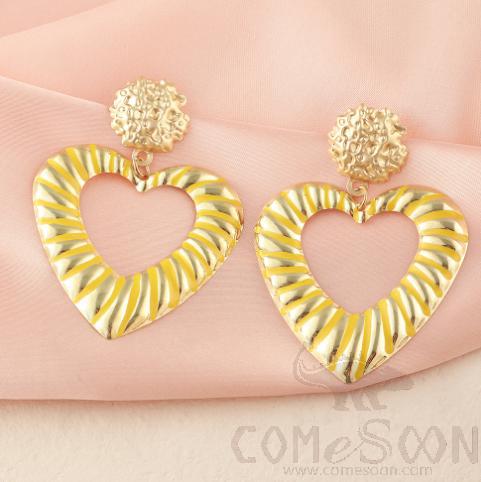 N series- Earring / Dangler / Eardrop