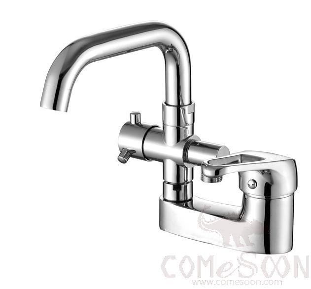 冷热混水龙头 带铜分水器-黄铜