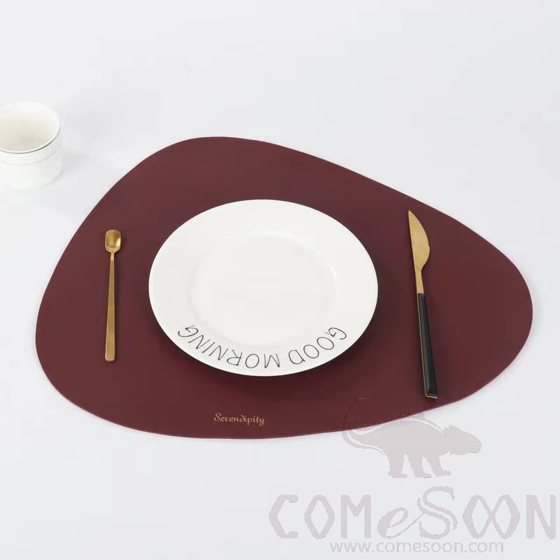 PVC Placemat，Φark Brown，L45*W36.5cm