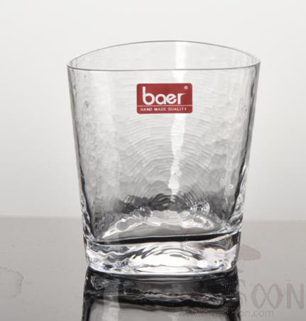 BAER Hammered Crystal Triangle Low Cup, 330ml, Height: 9.8cm
Caliber: 8.8cm Base: 7.4
