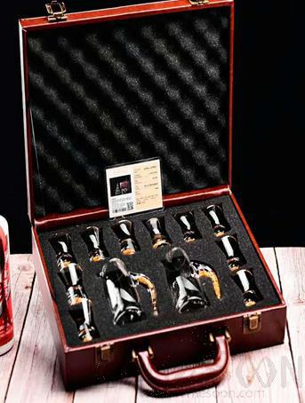 BAER Gold Foil 7007 Two Pots And Ten Glasses, Divided Into 100ml Small Wine Glasses 20ml, Divided Into Wine Pots Full Height 9.8cm White Wine Glasses Full Height 6.6cm
