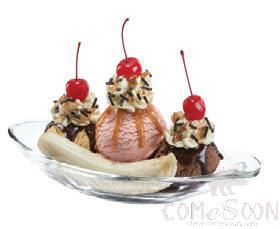 Ocean Delight Banana Split Dish