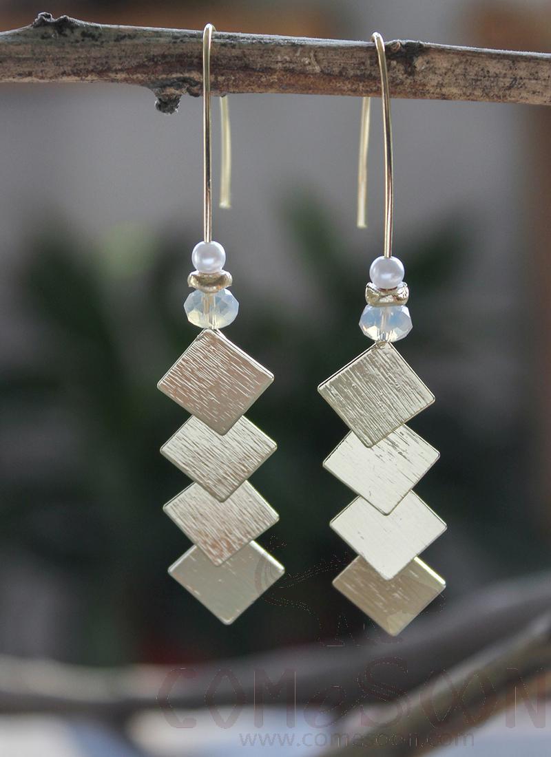 Earring / Dangler / Eardrop / Jewelry     NE357 