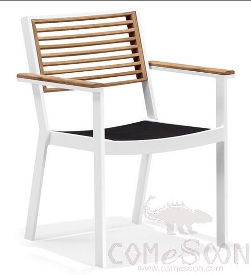 Six Outdoor Tables And Chairs，Teak，One Table, Six Chairs，Table  160*90*75Cm
，Chair  59*60*77Cm
