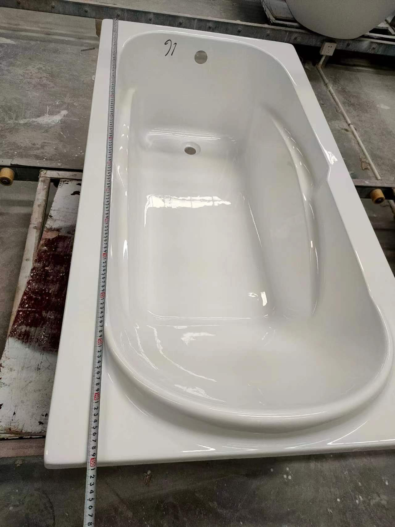 Bathtub, 1500*750*400mm